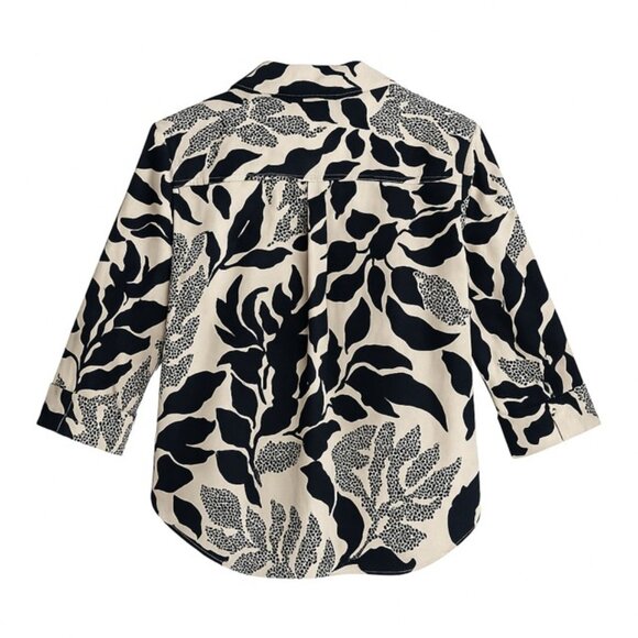 CHICO'S Black & Cream Abstract Leaf Print Button-Front Blouse - Size Small - Picture 3 of 7